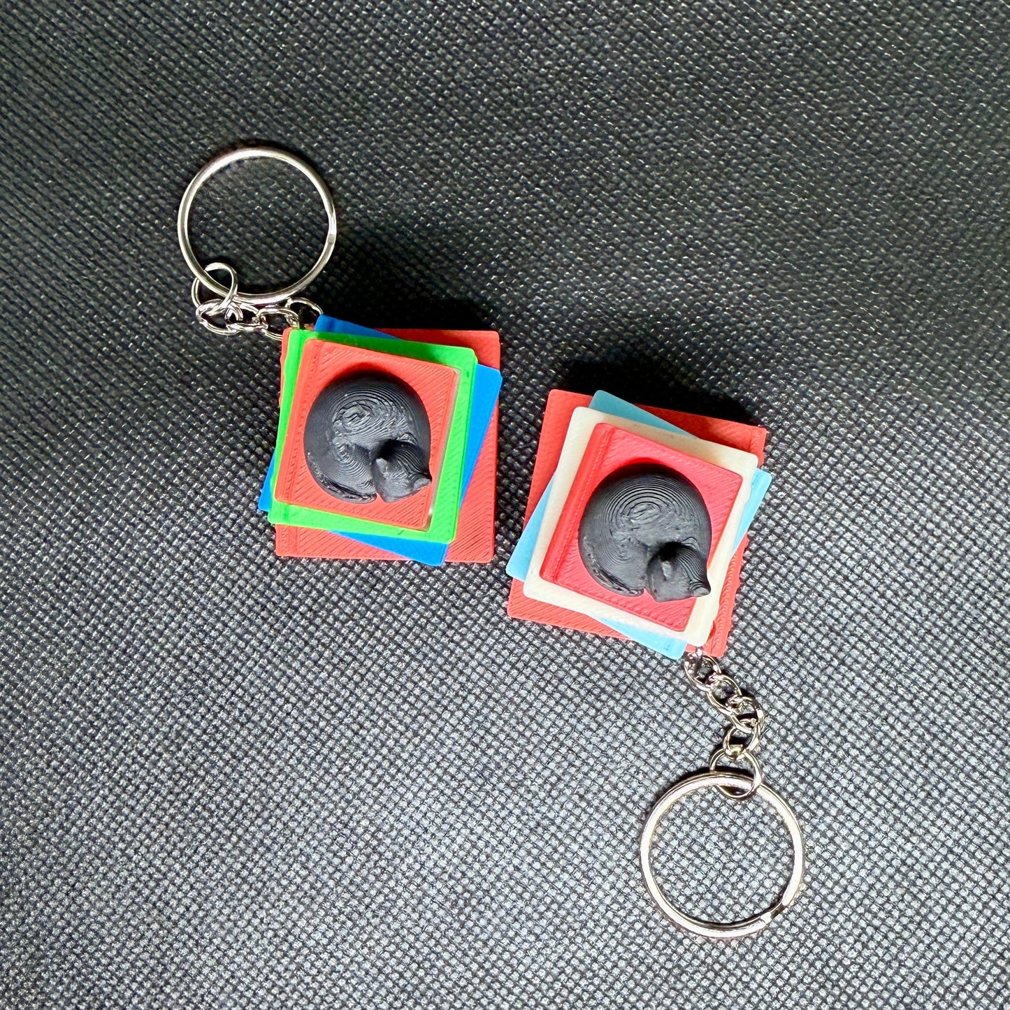 3D დაბეჭდილი წიგნები + კატა ქლიქერი ბრელოკი / 3D Printed Books + Black Cat Fidget Toy Keychain