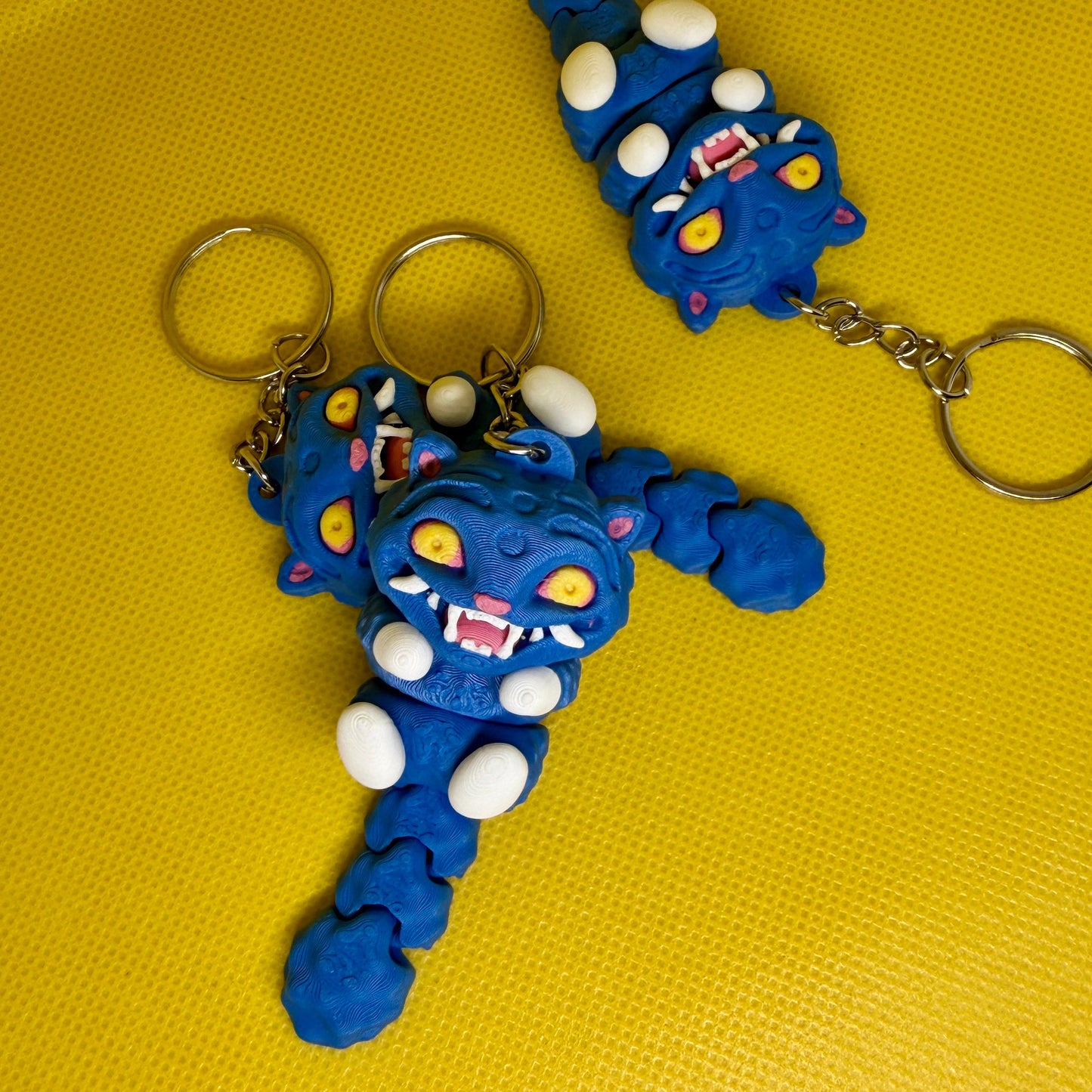 3D დაბეჭდილი ლურჯი ვეფხვი ბრელოკი / 3D Printed K-pop Derpy Demon Hunters Tiger Keychain