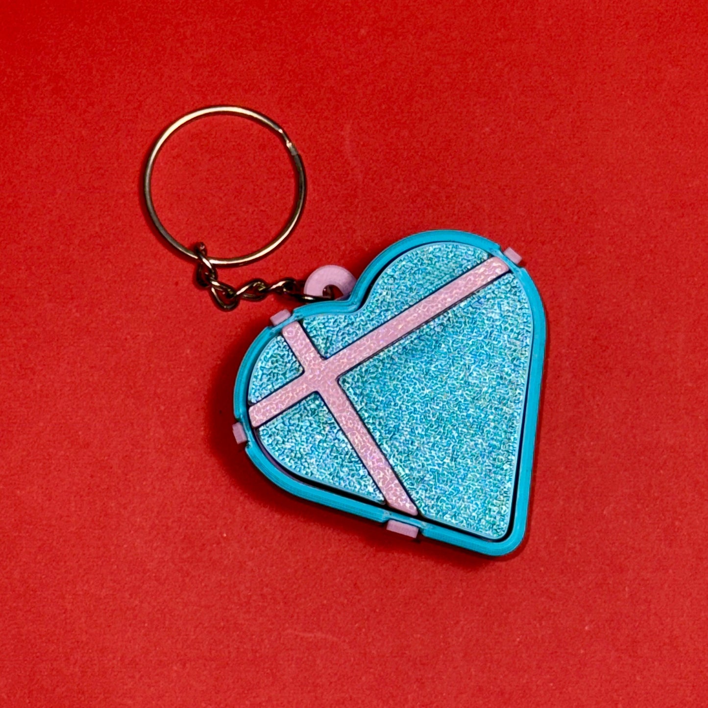 3D დაბეჭდილი გული ქლიქერი ბრელოკი / 3D Printed Heart Shaped Fidget Toy Keychain - Pink & Blue