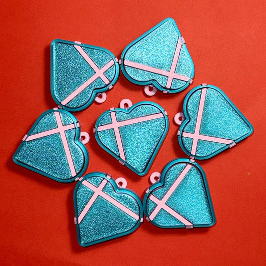 3D დაბეჭდილი გული ქლიქერი ბრელოკი / 3D Printed Heart Shaped Fidget Toy Keychain - Pink & Blue